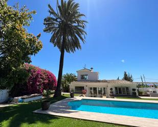 Garden of House or chalet to rent in Marbella  with Air Conditioner, Terrace and Swimming Pool