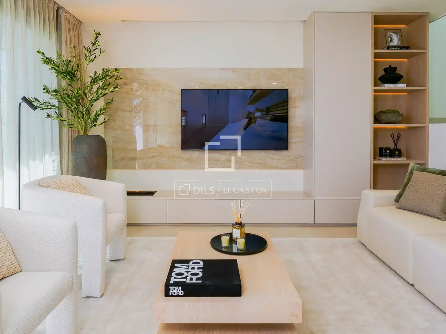 Sala de estar de Casa o chalet en venta en Benalmádena con Aire acondicionado, Calefacción y Jardín privado