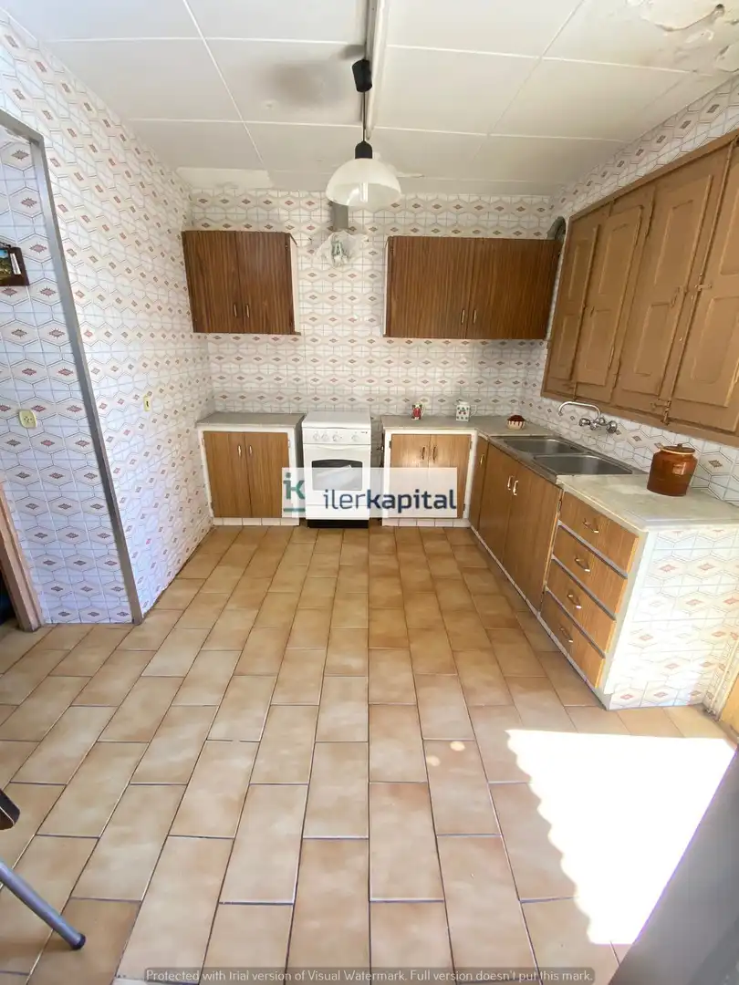 Cuina de Casa o xalet en venda en Belianes amb Calefacció, Terrassa i Traster