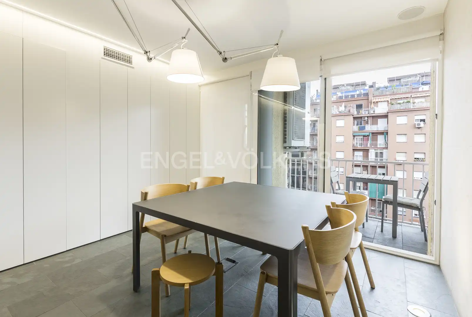Comedor de Piso en venta en Barcelona con Aire acondicionado, Calefacción y Amueblado