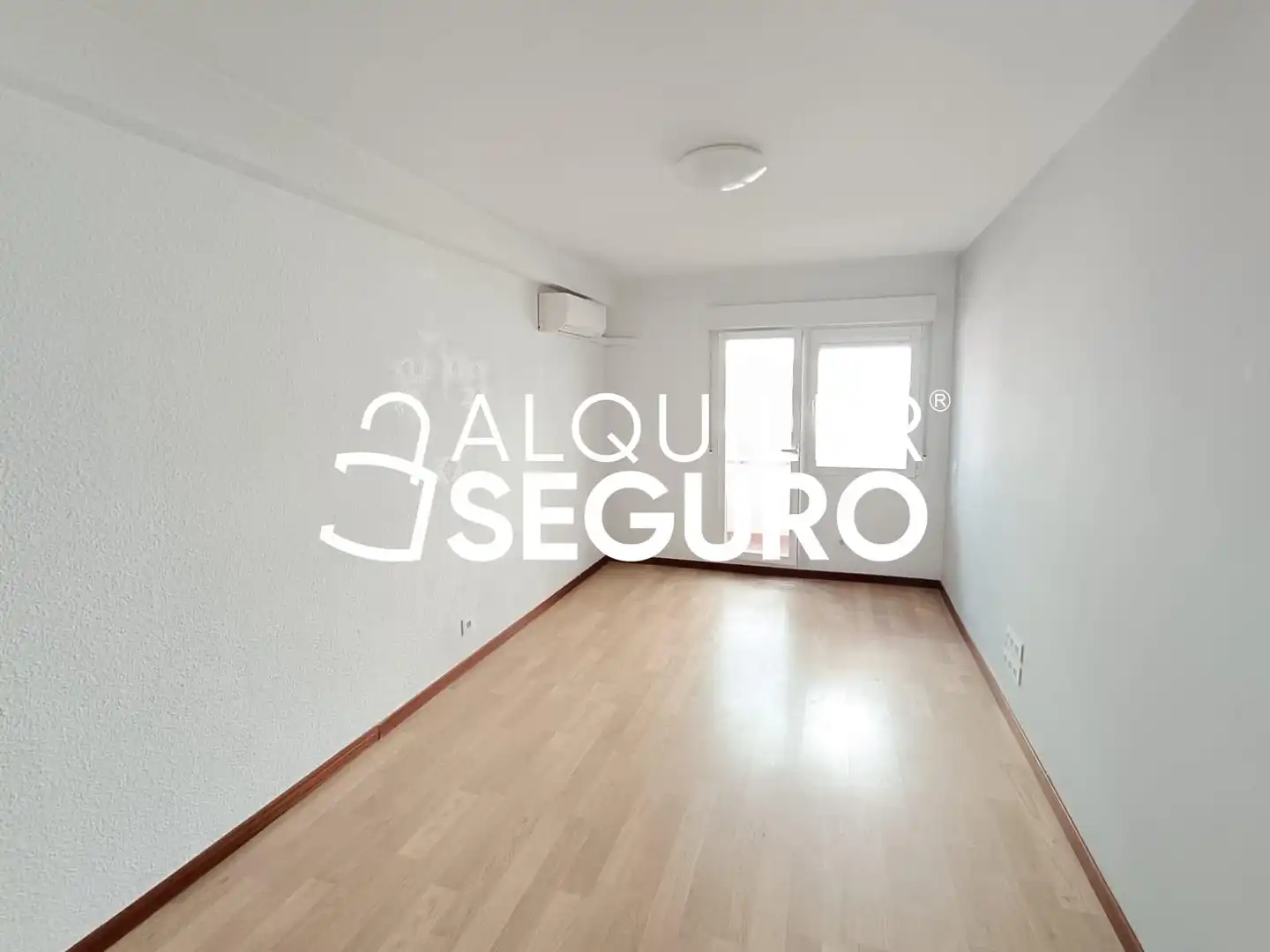 Bedroom of Flat for rent in Getafe  with Air Conditioner, Heating and Terrace