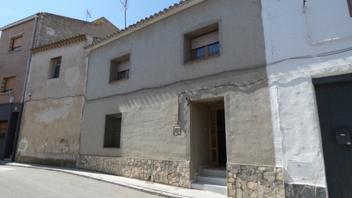 Exterior view of Country house for sale in Fuentes de Ebro