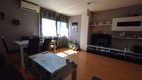 Wohnzimmer von Wohnung zum verkauf in Móstoles mit Klimaanlage