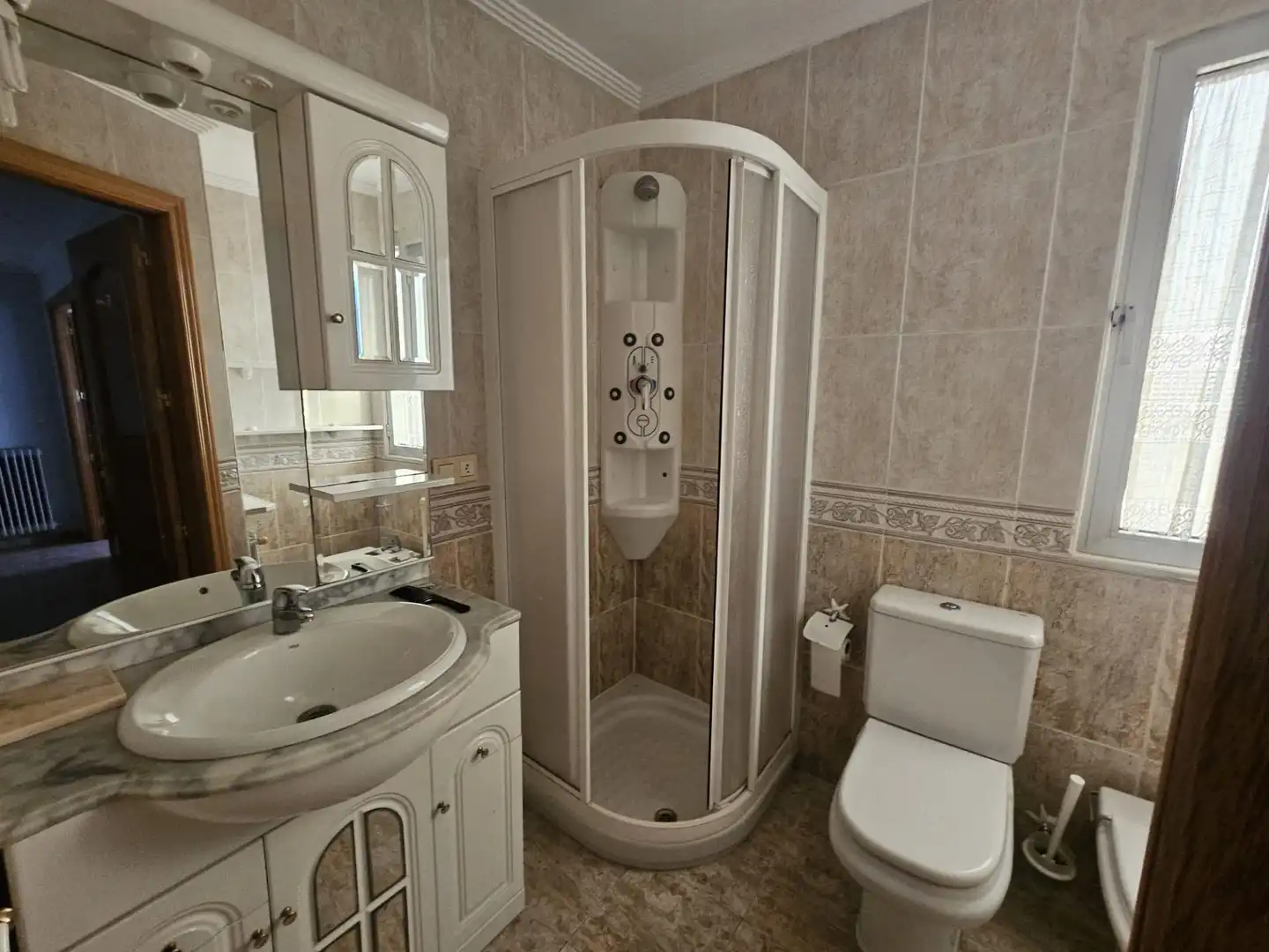 Baño de Casa o chalet en venta en Calvarrasa de Abajo con Aire acondicionado, Calefacción y Jardín privado