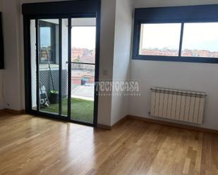 Bedroom of Flat to rent in Valdemoro  with Terrace