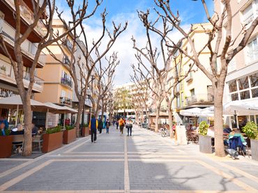 Locale commerciale in affitto a La Rambla