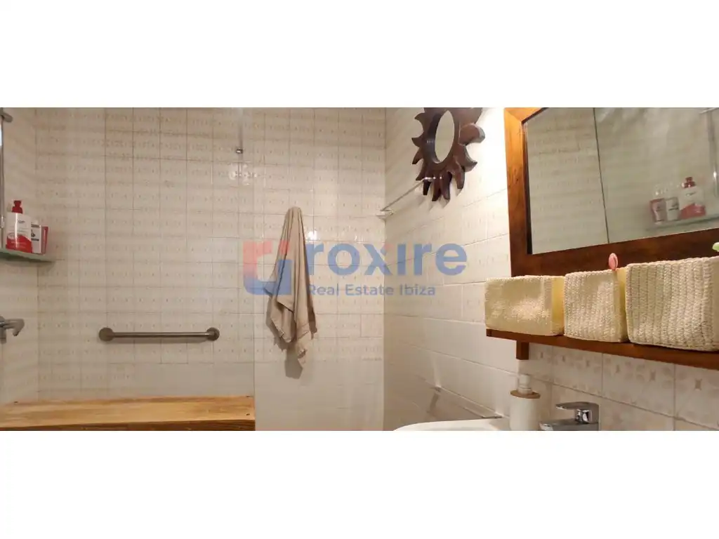 Badezimmer von Wohnung zur Miete in Eivissa mit Möbliert, Ofen und Waschmaschine