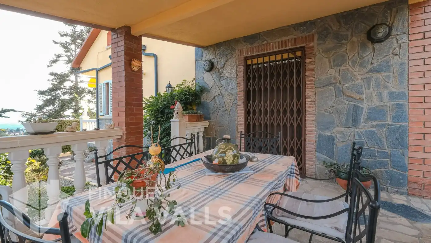 Terrassa de Casa o xalet en venda en Caldes de Montbui amb Calefacció, Jardí privat i Terrassa