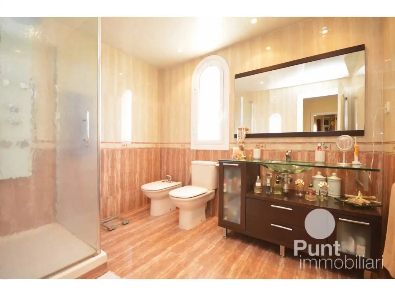 Bathroom of Detached homes for sale in Premià de Dalt  with Air Conditioner, Heating and Private garden