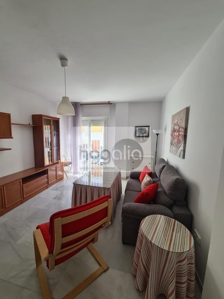 Living room of Flat to rent in  Sevilla Capital  with Air Conditioner and Furnished