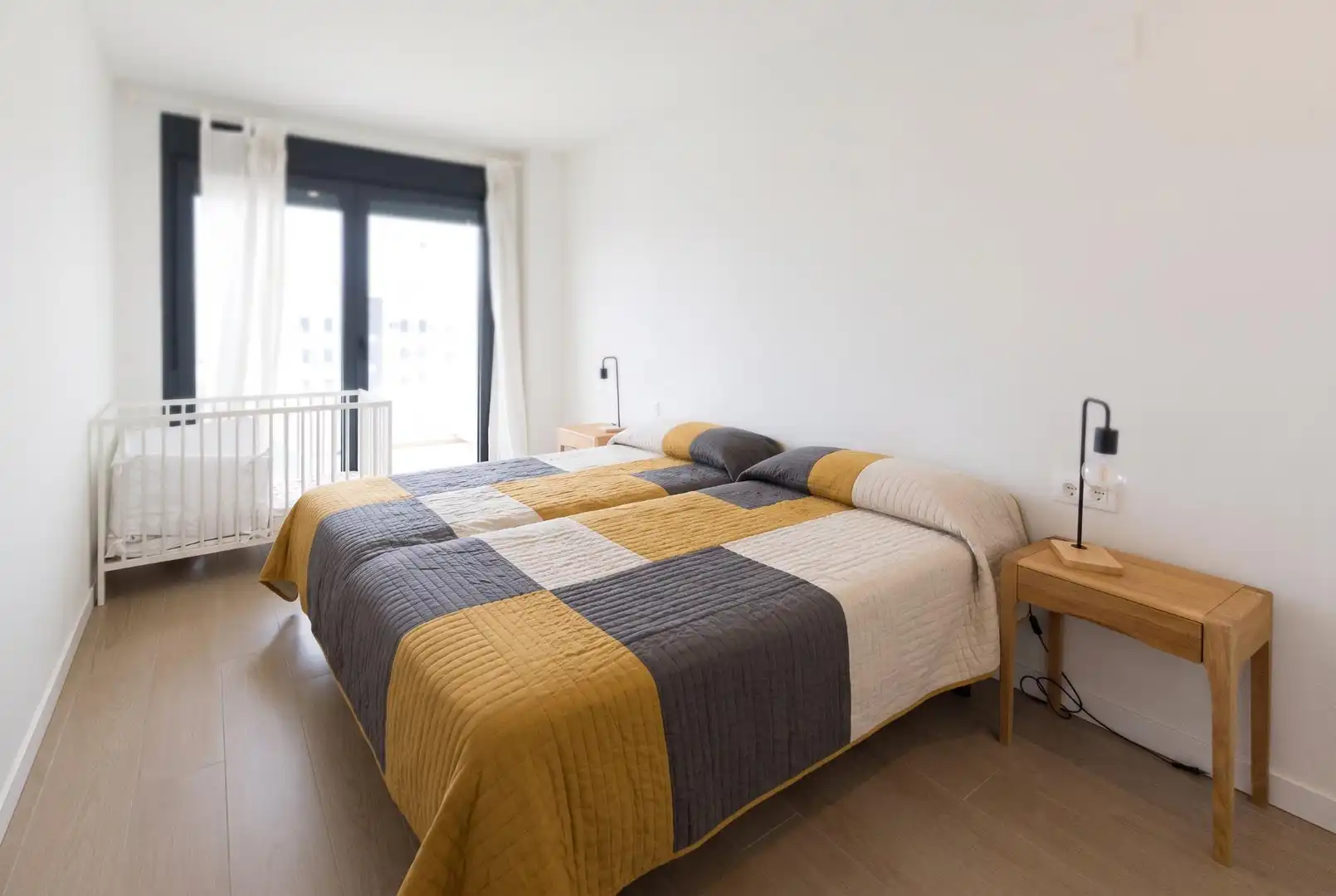 Habitación de Apartamento en venta en Castellón de la Plana / Castelló de la Plana con Aire acondicionado, Terraza y Trastero