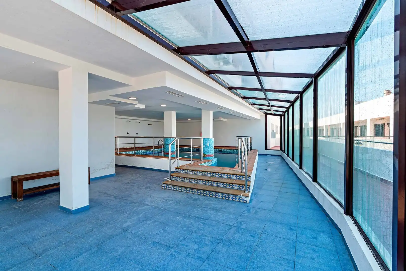 Piscina de Piso en venta en Alcolea con Aire acondicionado, Terraza y Piscina comunitaria