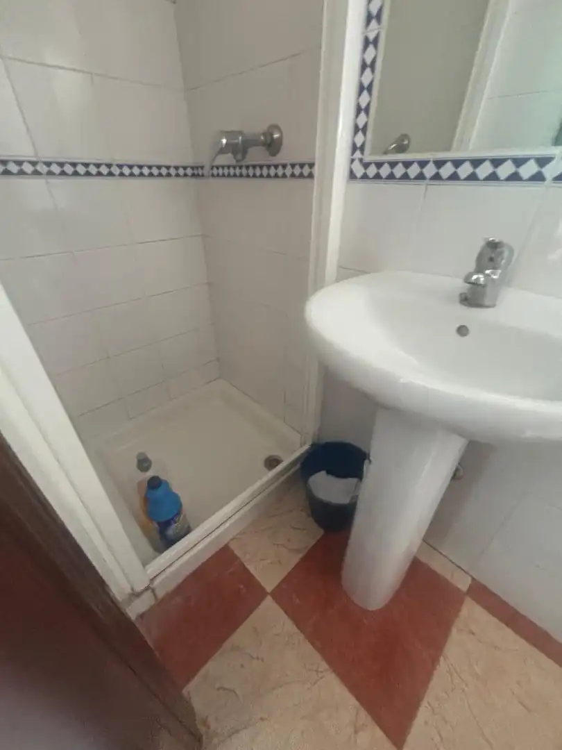Bathroom of Houses for sale in El Bosque  with Air Conditioner, Oven and Washing machine