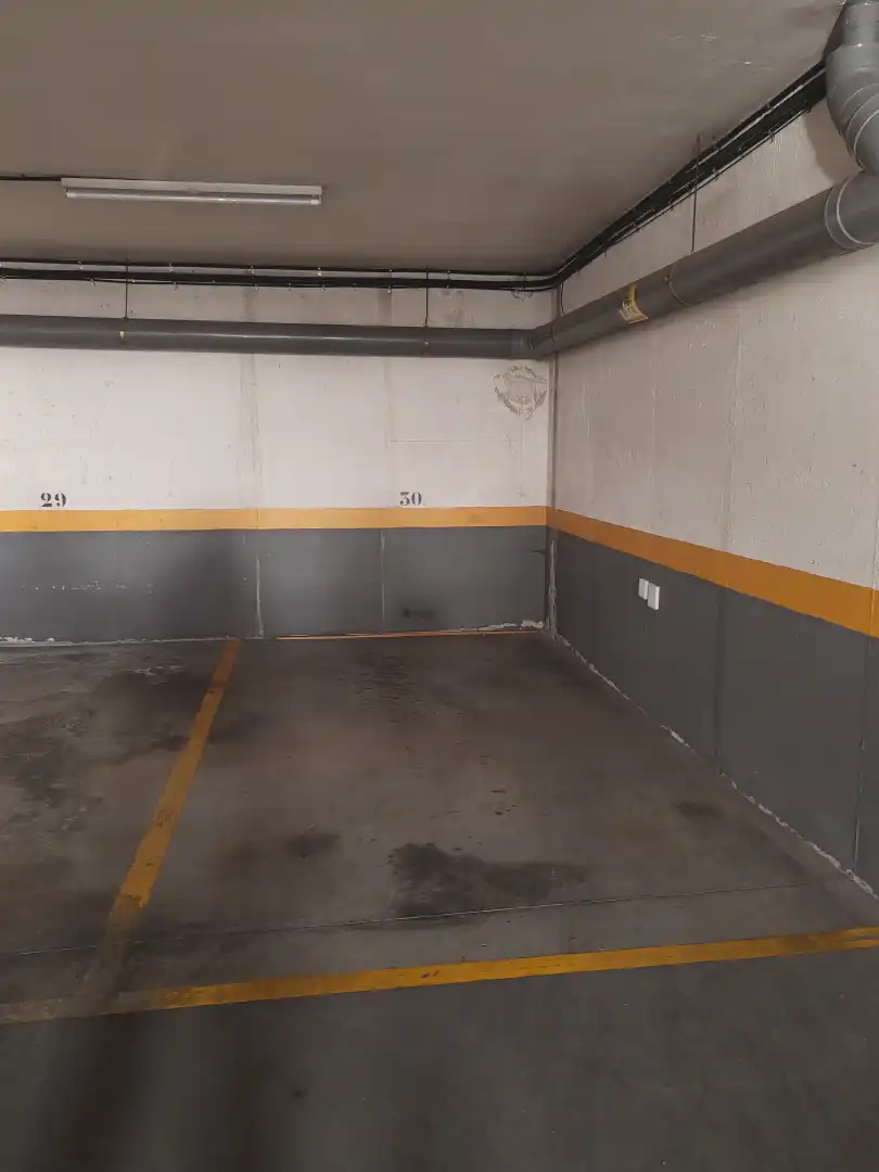 Aparcament de Garatge de lloguer en Val