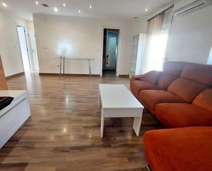 Sala d'estar de Pis en venda en Alicante / Alacant amb Terrassa i Balcó