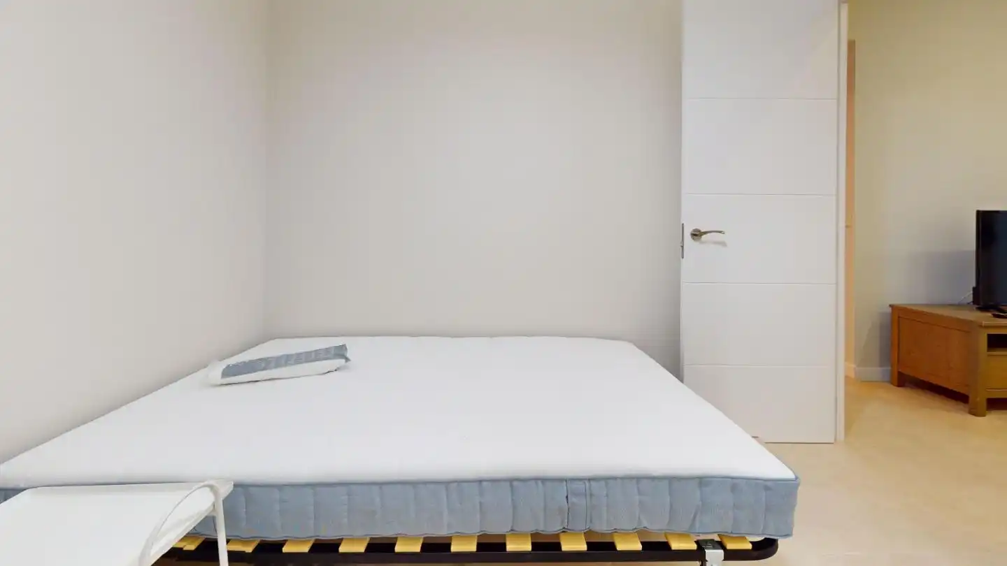 Schlafzimmer von Erdgeschoss zur Miete in Madrid