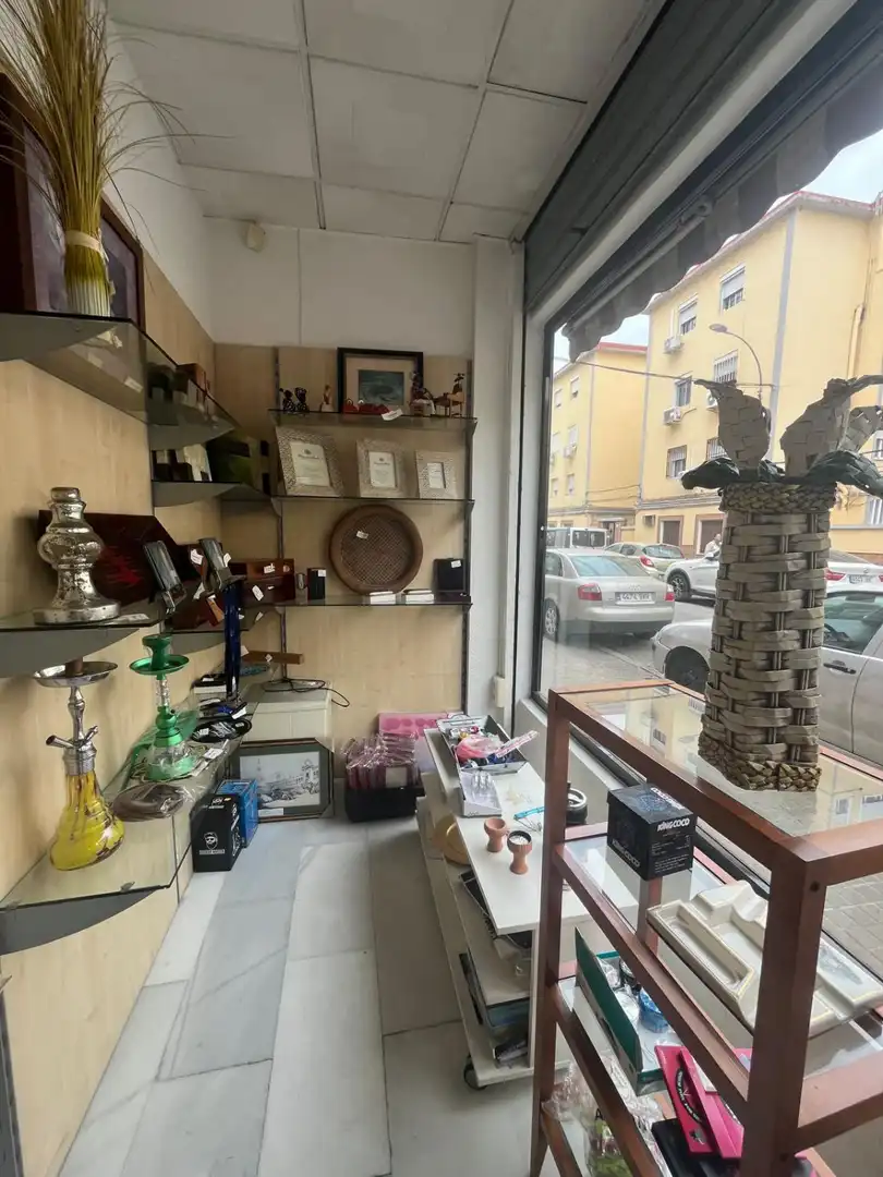 Business premises for sale in Amante Laffon, imagen 5