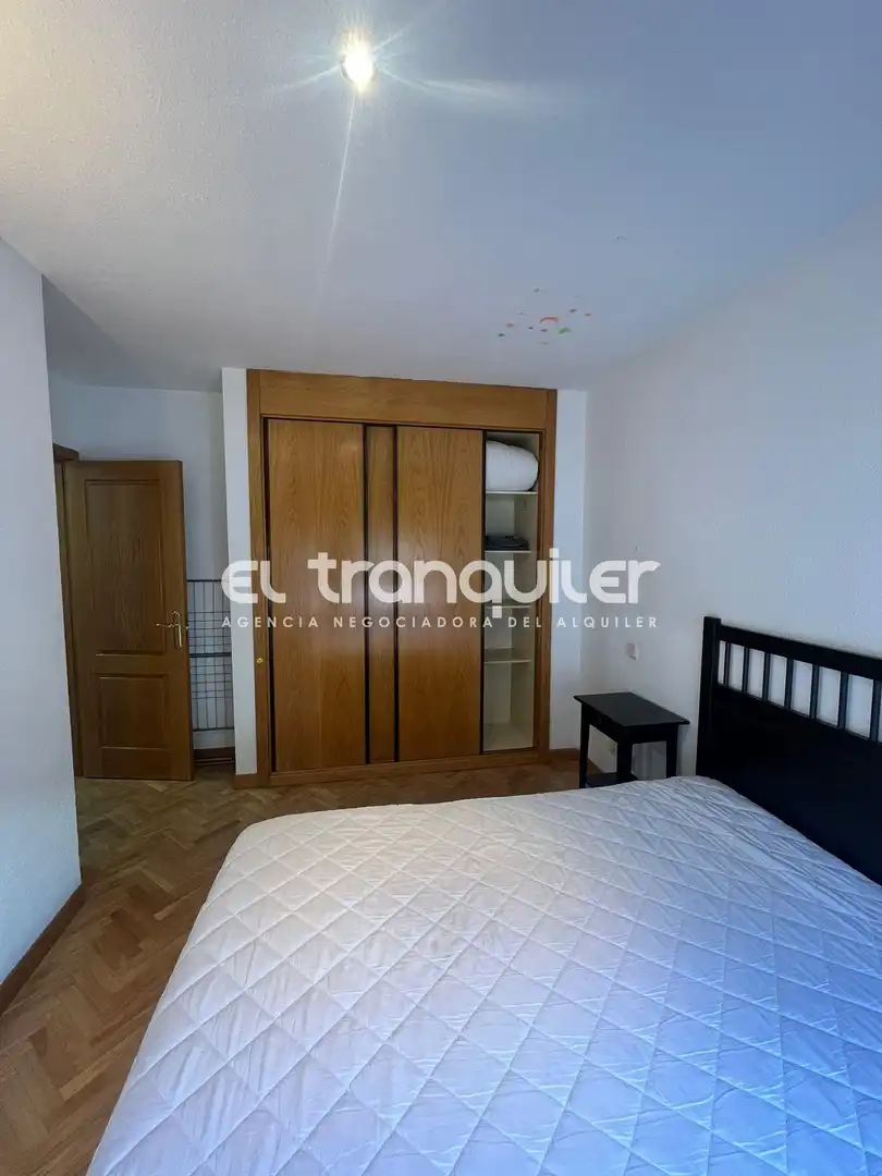 Wohnung zur Miete in Calle Doctor Mariani, Berruguete