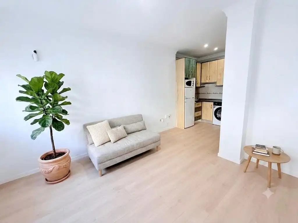 Sala de estar de Piso en venta en Málaga con Jardín privado y Parquet