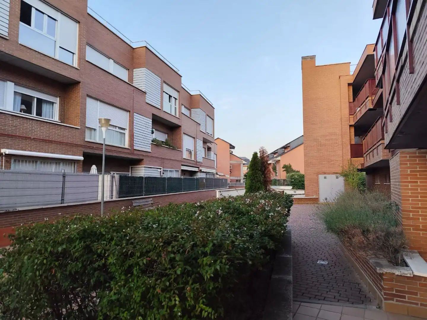 Exterior view of Flat for sale in Centro Comercial - Hospital