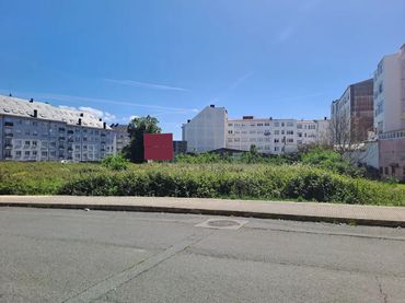 Terreno residencial en venta en Calle del Río Jubía
