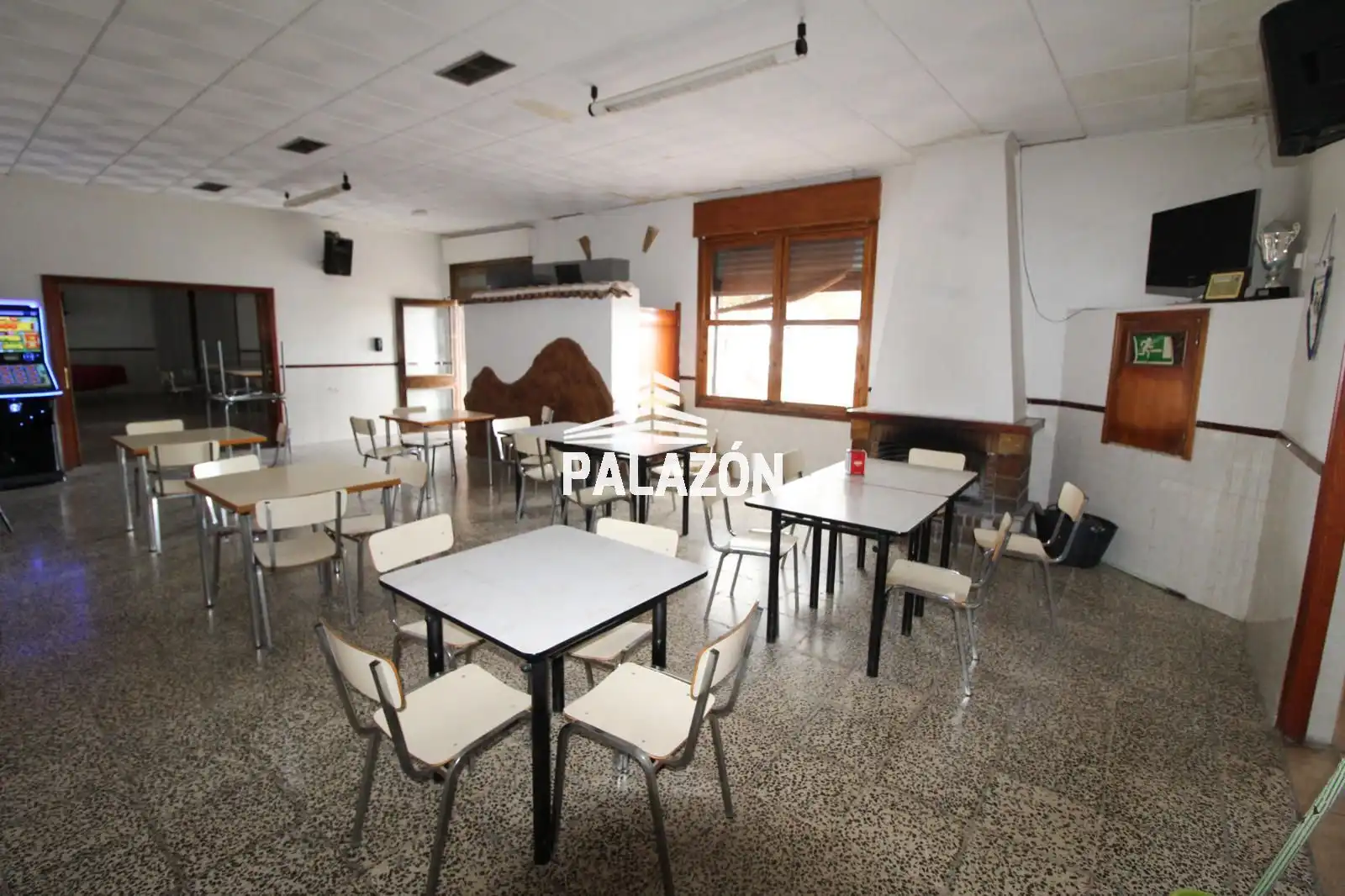 Local comercial en venta en Crevillent, imagen 2