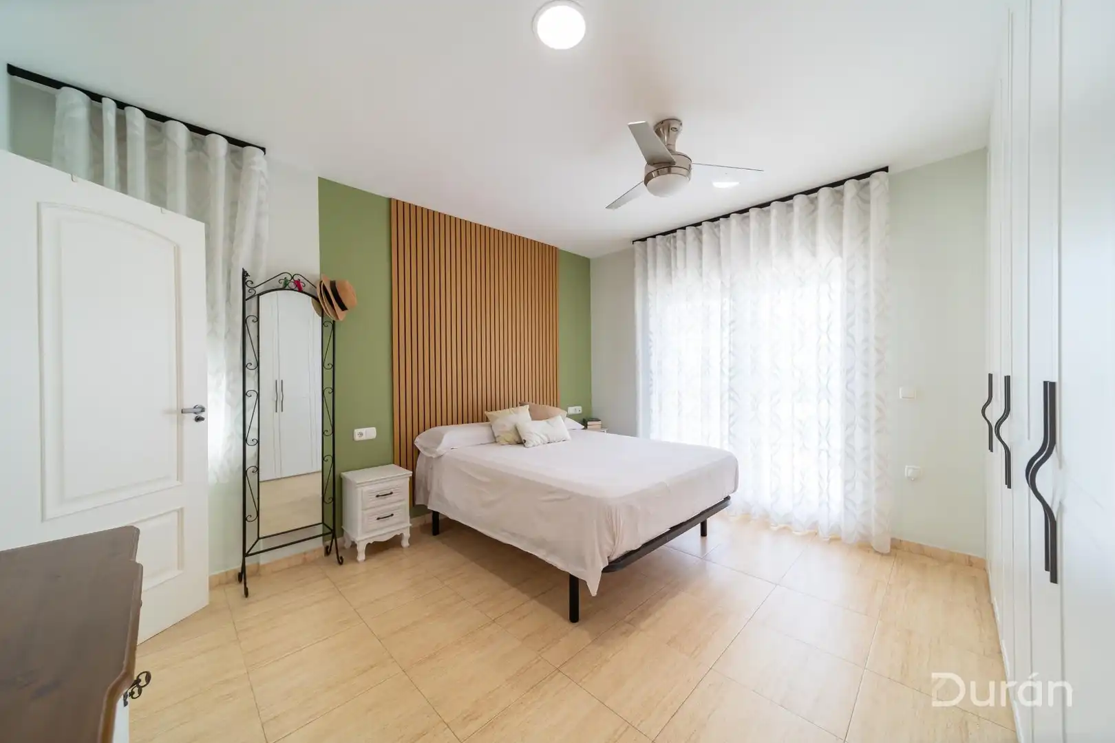Habitación de Casa o chalet en venta en El Ejido con Aire acondicionado, Jardín privado y Terraza