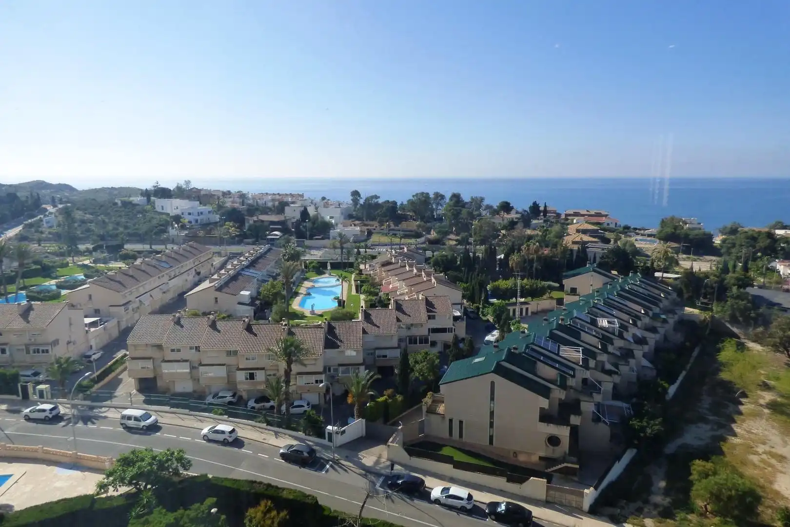 Außenansicht von Wohnung zum Verkauf in Alicante / Alacant mit Klimaanlage, Heizung und Privatgarten