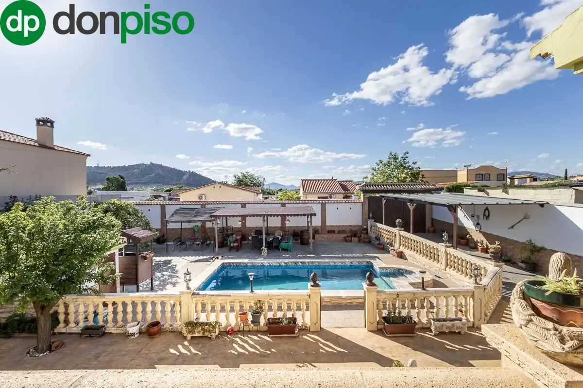 Villa mit Pool zum Verkauf in Calle DISEMINADOS (VIV. UNIF), imagen 3