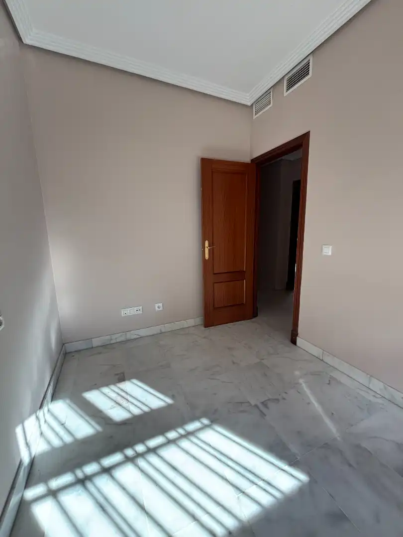 Bedroom of Detached homes for sale in Almensilla  with Air Conditioner, Private garden and Terrace