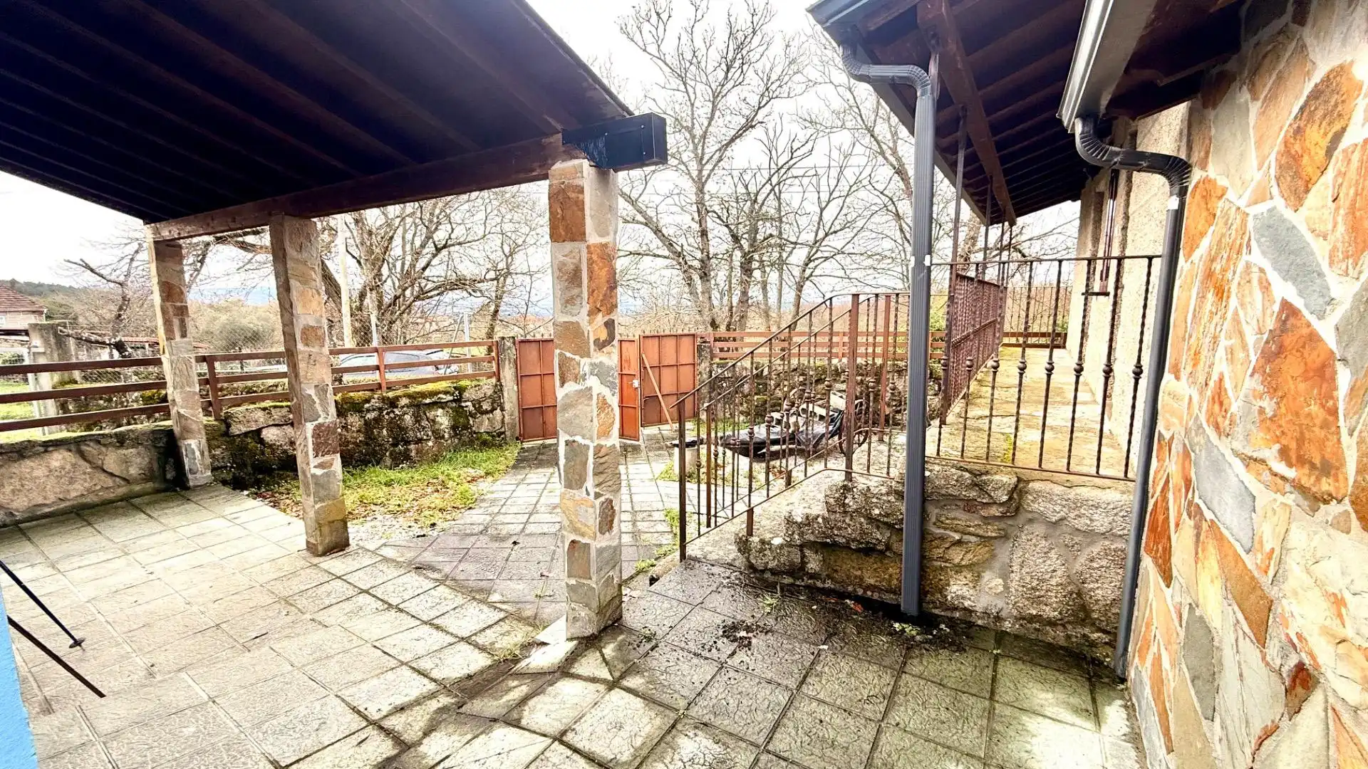 Terrassa de Finca rústica en venda en A Merca   amb Jardí privat, Terrassa i Traster