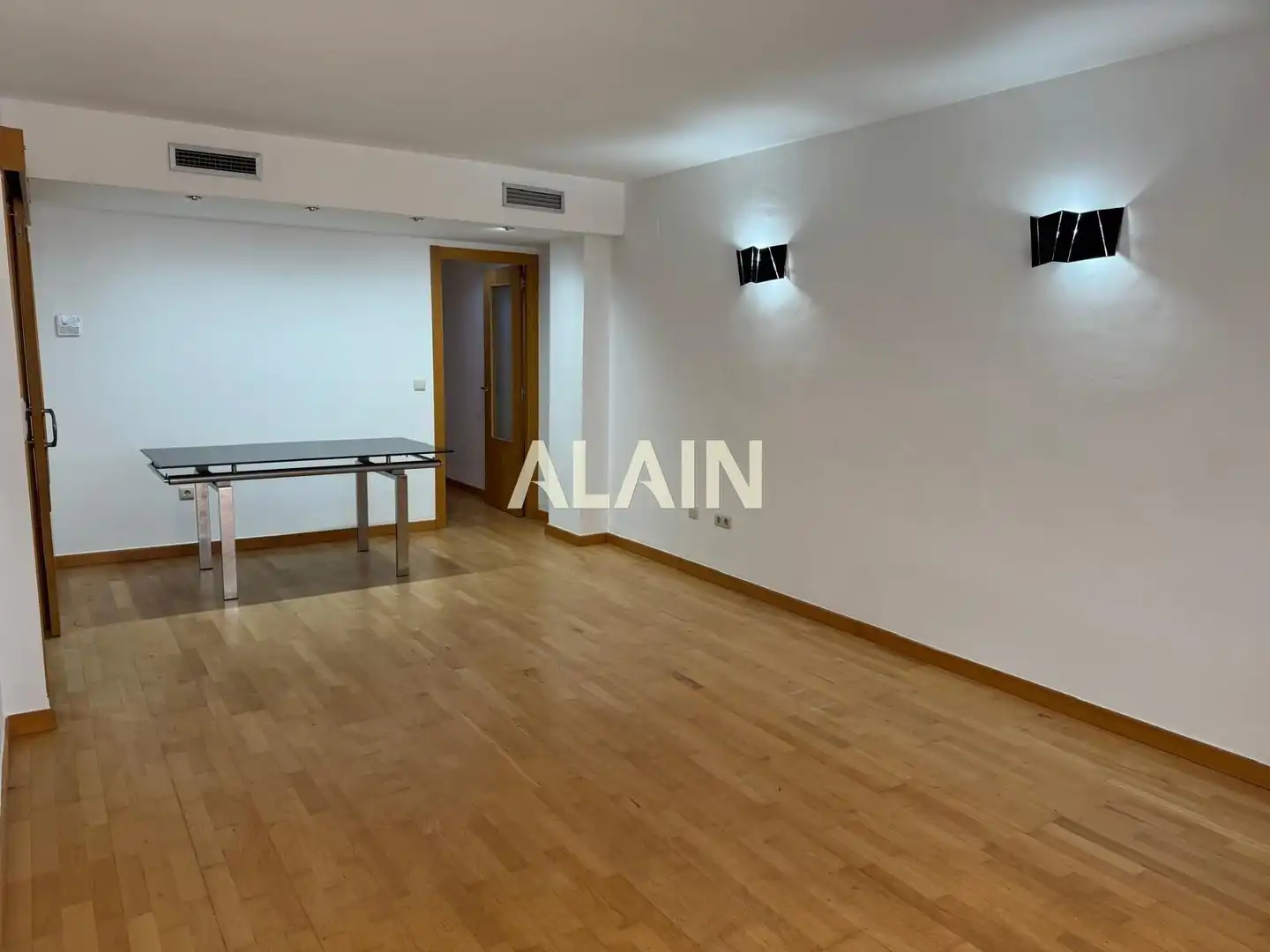 Dormitori de Pis en venda en Mislata amb Aire condicionat, Parquet i Traster