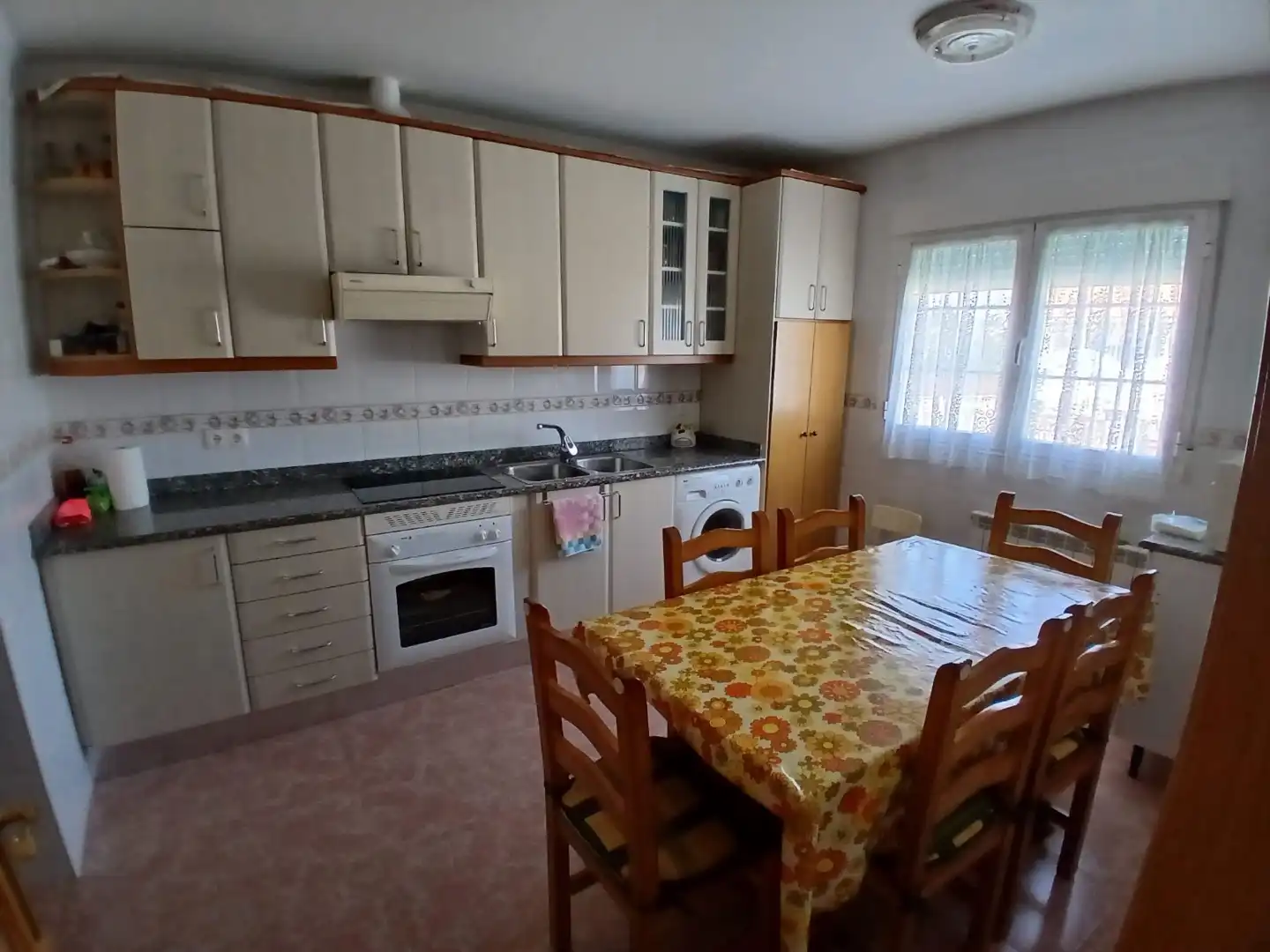 Cocina de Casa o chalet en venta en Navalperal de Pinares, Ávila