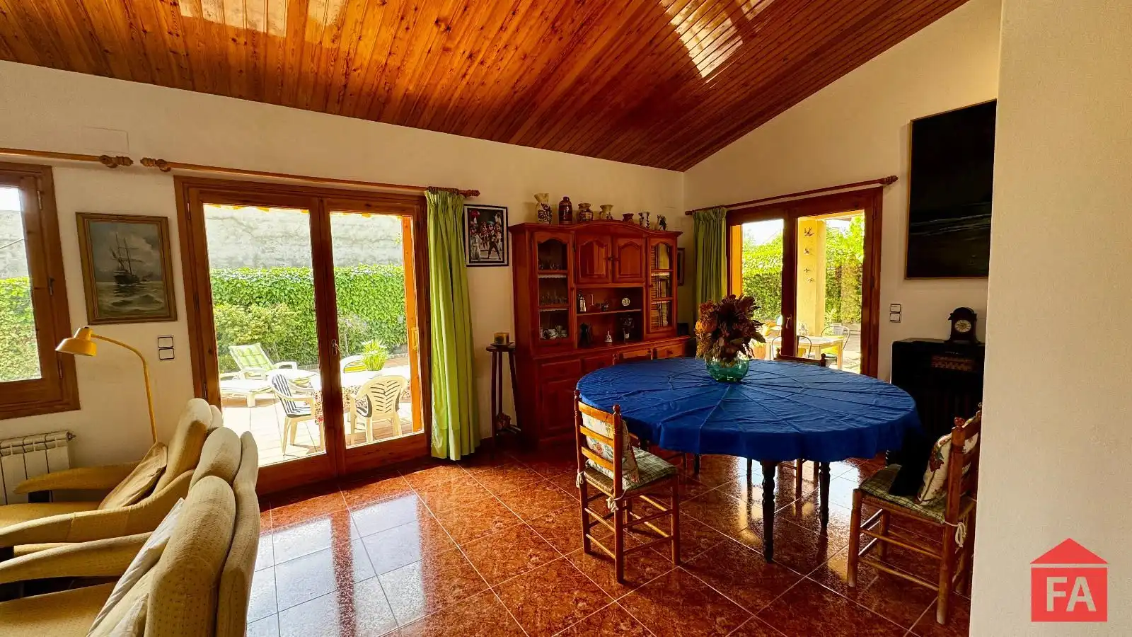 Comedor de Casa o chalet en venta en Llorenç del Penedès con Calefacción, Terraza y Trastero