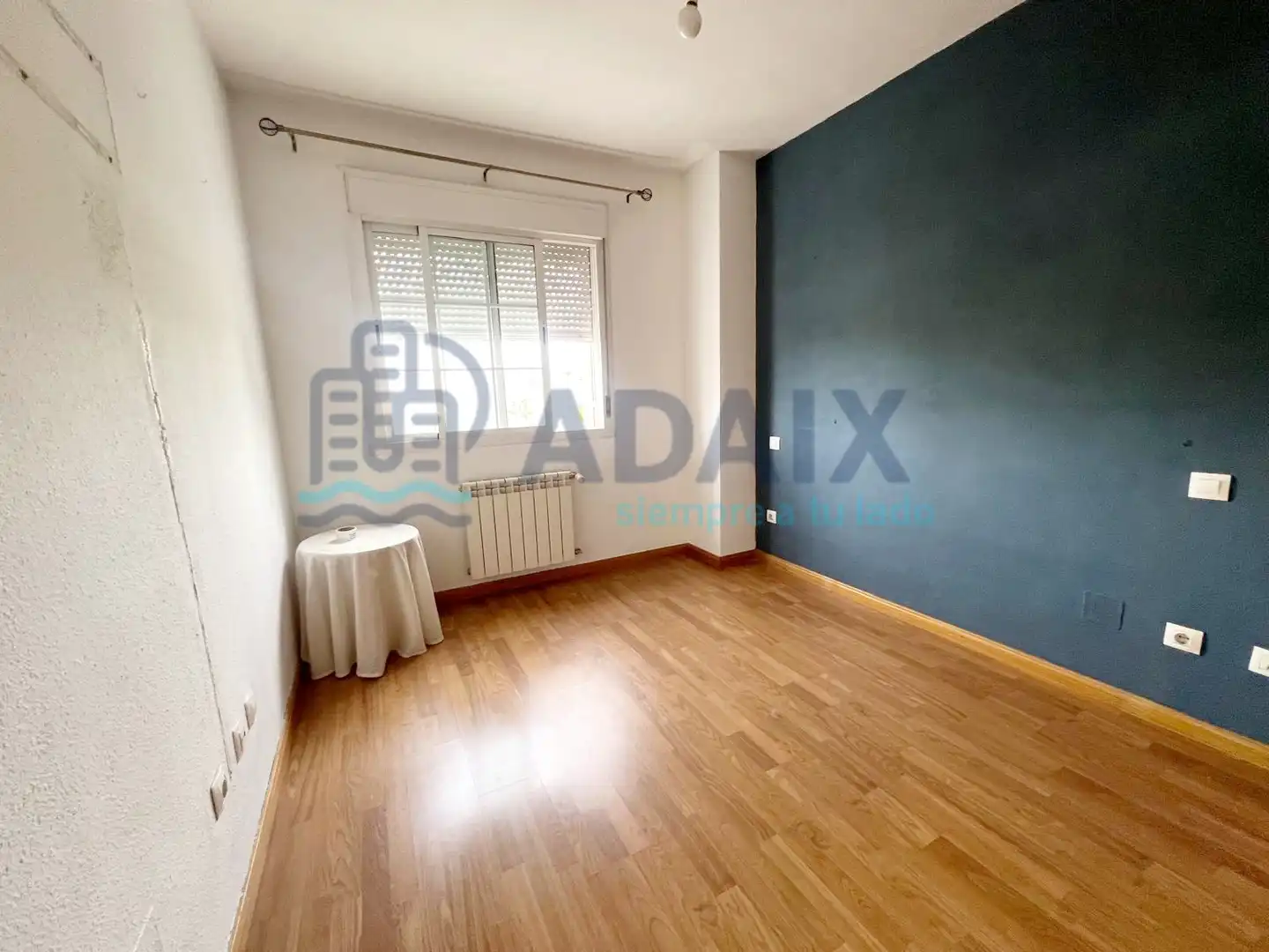 Habitación de Planta baja en venta en Arroyomolinos (Madrid) con Aire acondicionado, Trastero y Piscina comunitaria