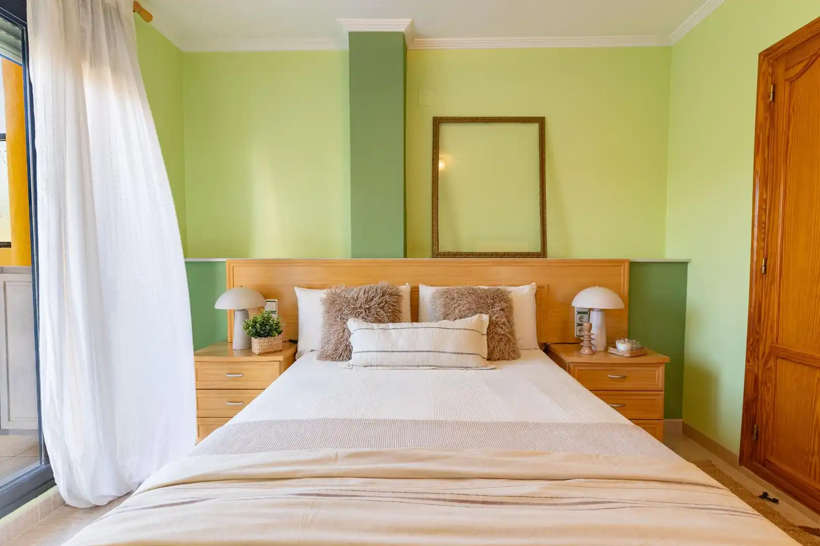 Habitación de Ático en venta en Tavernes de la Valldigna con Terraza, Trastero y Amueblado