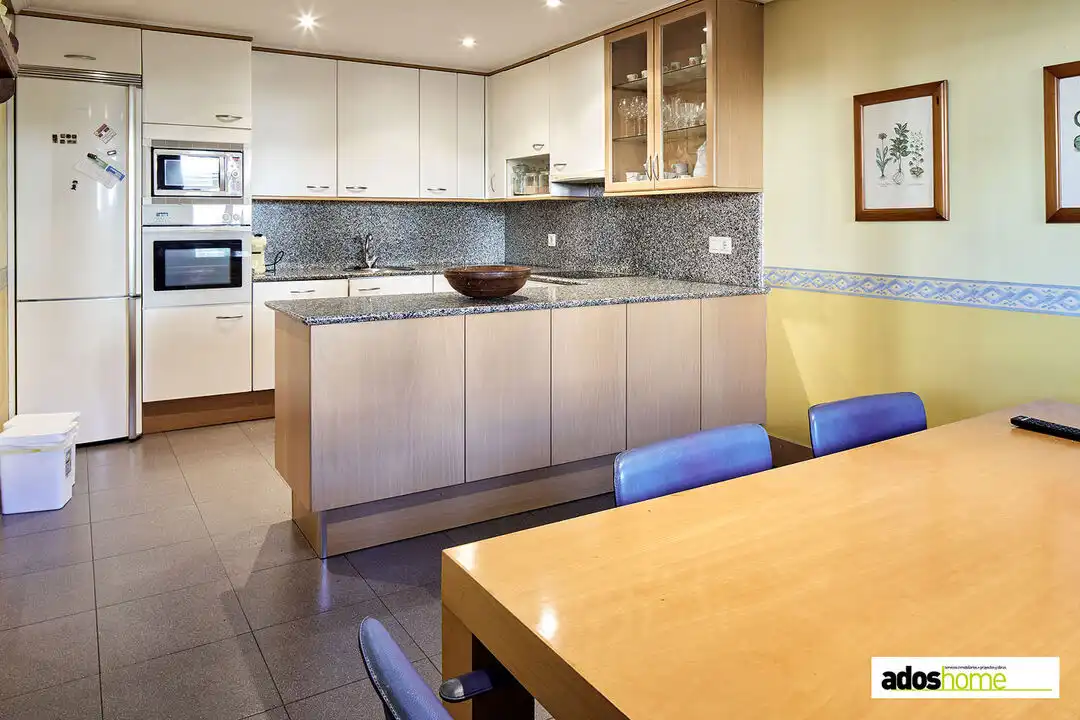 Cocina de Casa adosada en venta en Zarautz con Calefacción