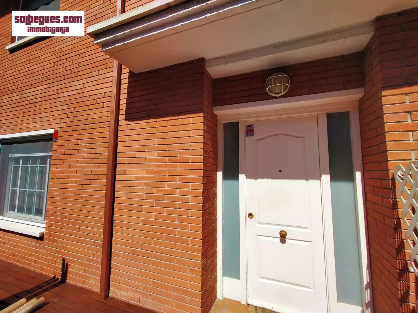 Vista exterior de Casa adosada en venta en Begues con Calefacción, Jardín privado y Terraza