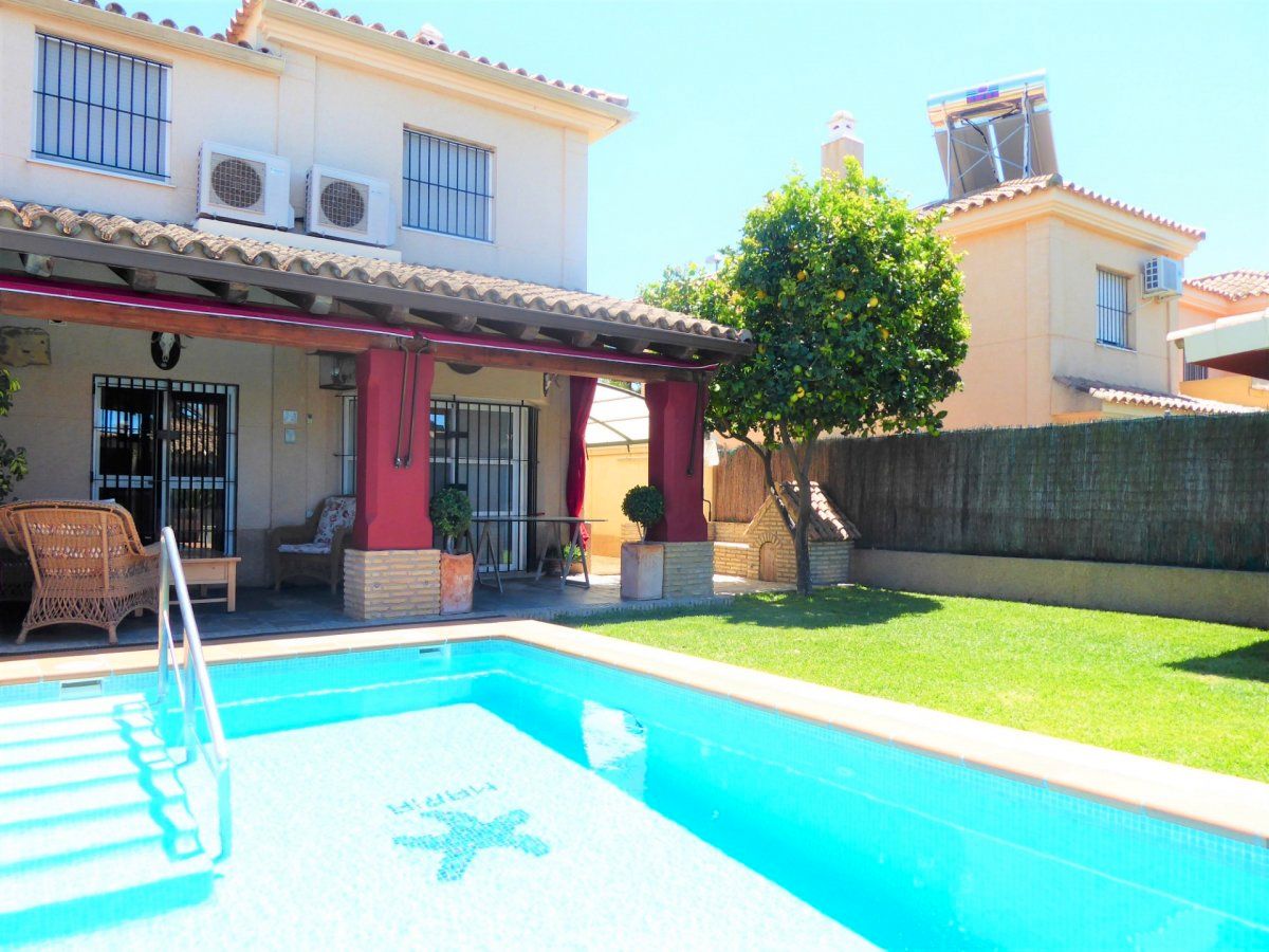 Garden of Single-family semi-detached for sale in Jerez de la Frontera  with Air Conditioner, Heating and Private garden