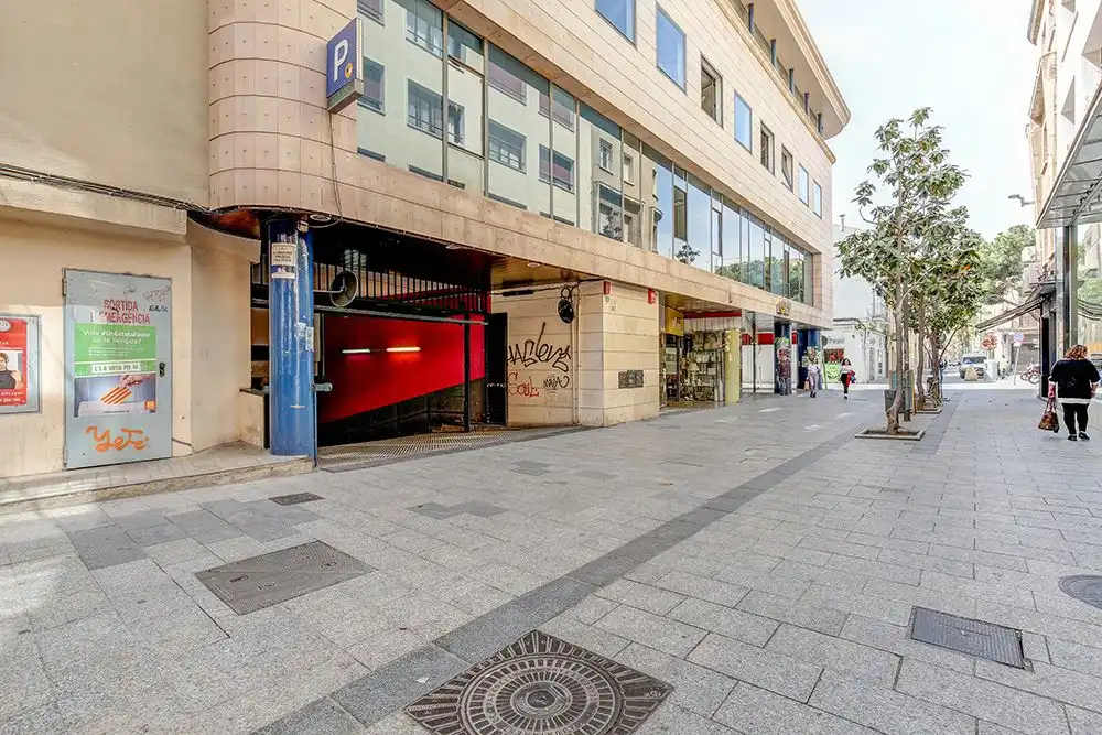 Einzelparkplatz zur Miete in CALLE GRACIA 53, imagen 2