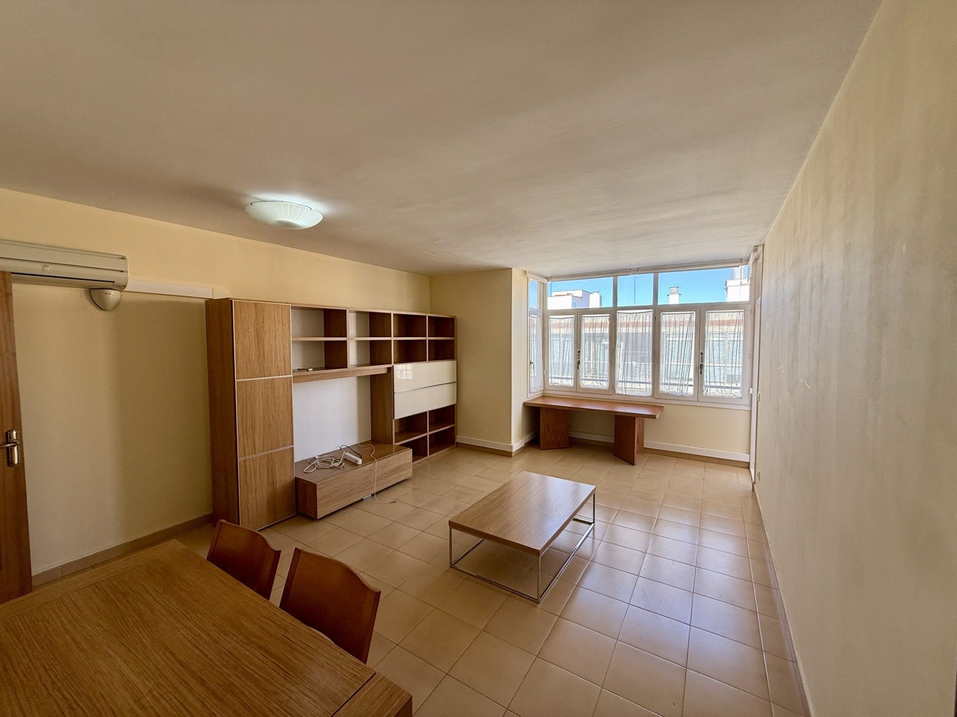 Living room of Flat for sale in Maó  with Air Conditioner and Storage room