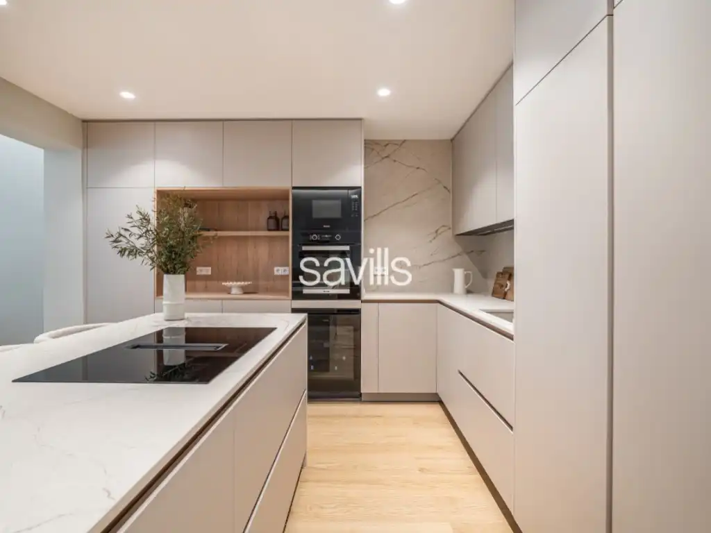 Cocina de Apartamento en venta en Barcelona con Aire acondicionado, Horno y Lavadora