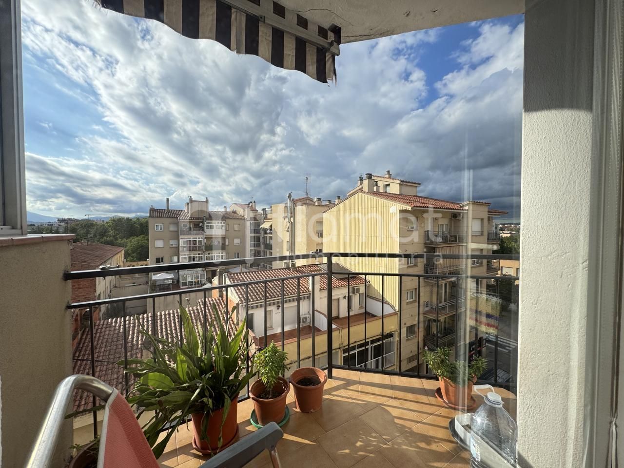 Exterior view of Flat for sale in Girona Capital