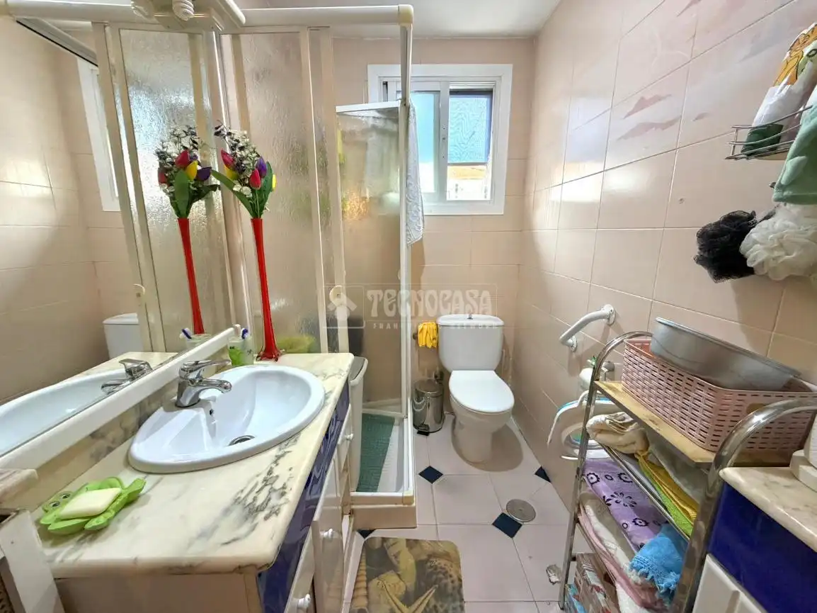 Baño de Casa o chalet en venta en San Martín de la Vega con Calefacción, Jardín privado y Terraza