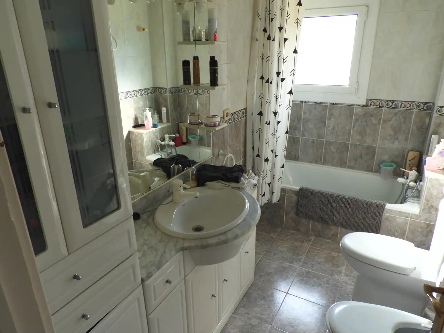 Badezimmer von Haus oder Chalet zum Verkauf in Castellar del Vallès mit Klimaanlage, Heizung und Privatgarten