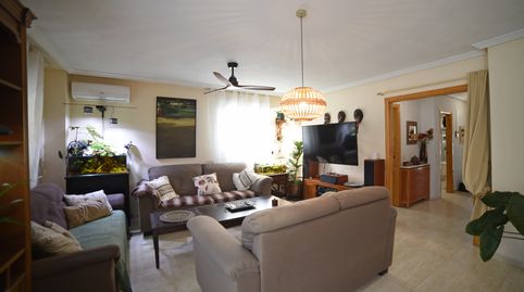 Foto 5 de Casa adosada en venta en Calle Torreón, Torrecastillo, Seseña