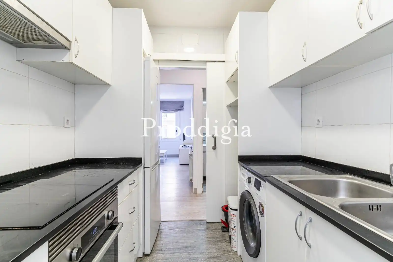 Cuina de Pis en venda en Sant Cugat del Vallès amb Aire condicionat, Calefacció i Moblat