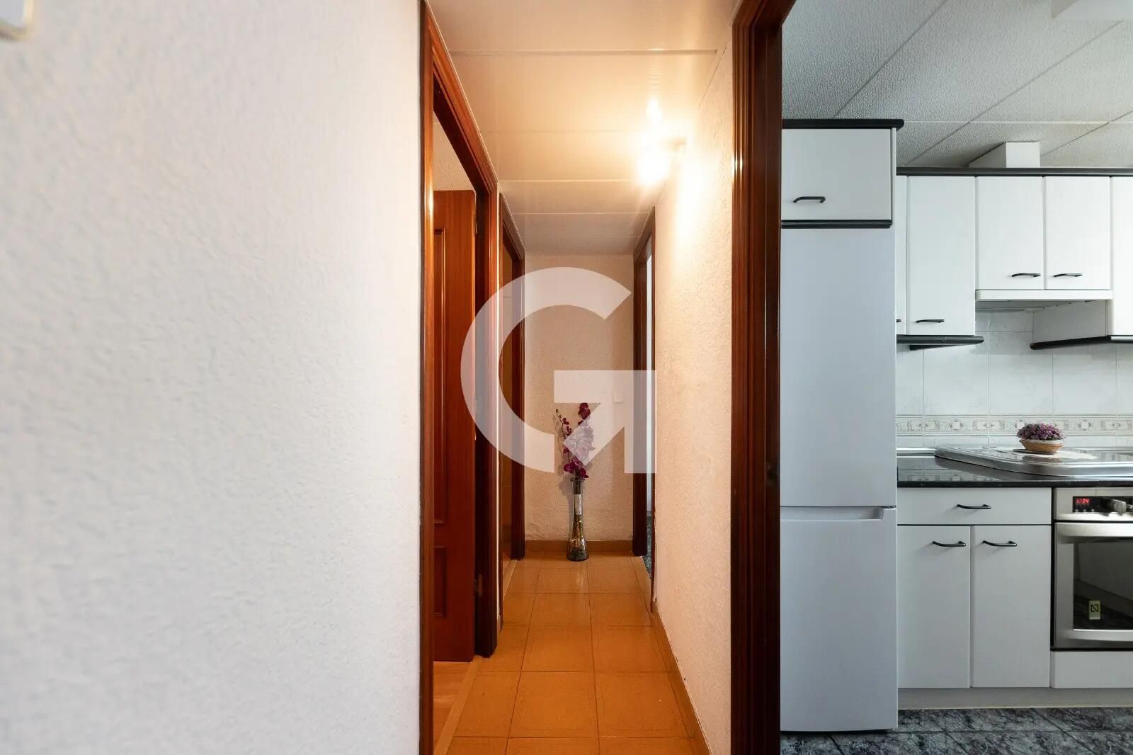 Flat for sale in  Barcelona Capital  with Furnished, Oven and Washing machine
