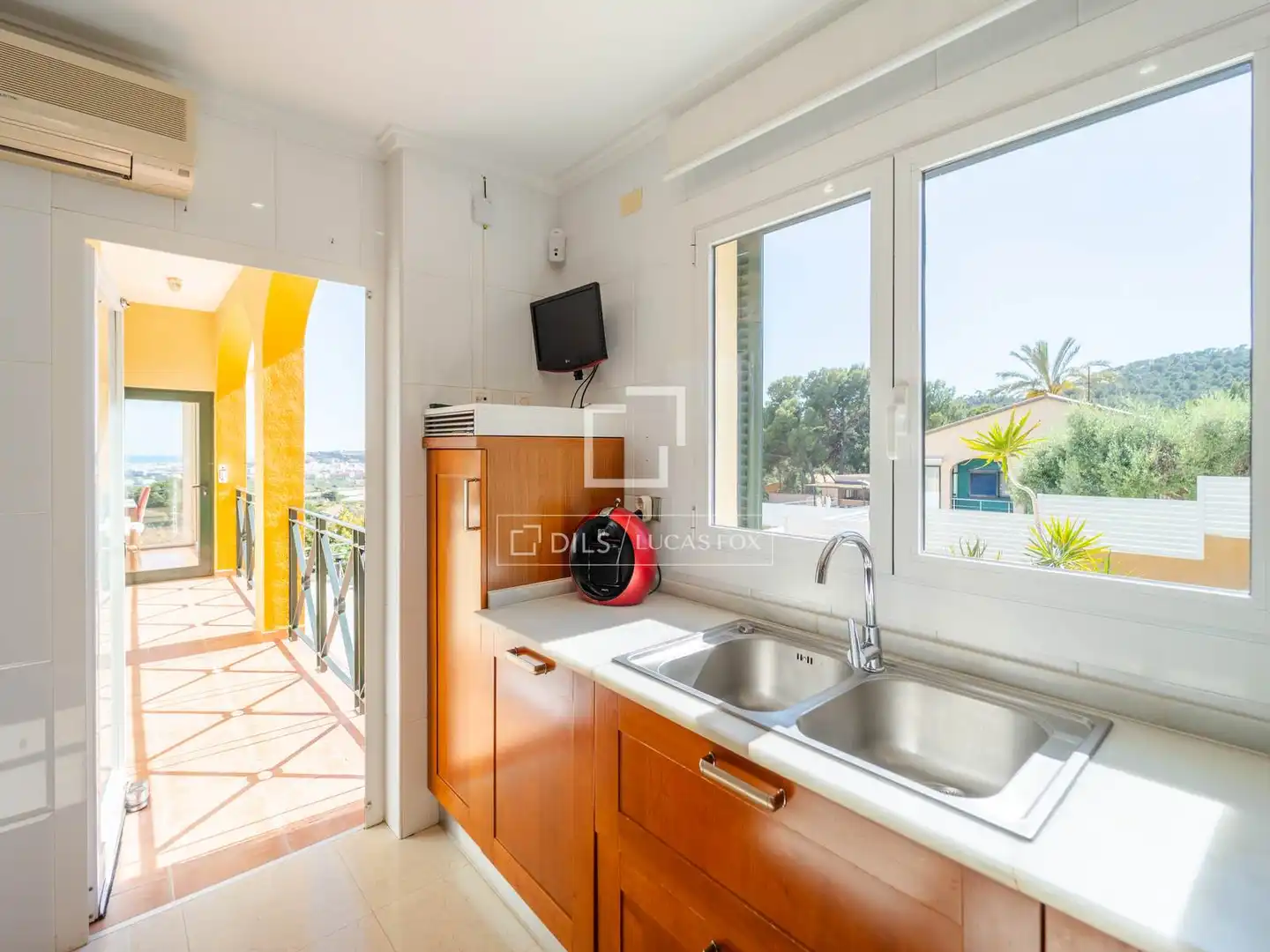 Kitchen of Houses for sale in Sagunto / Sagunt  with Air Conditioner, Heating and Private garden