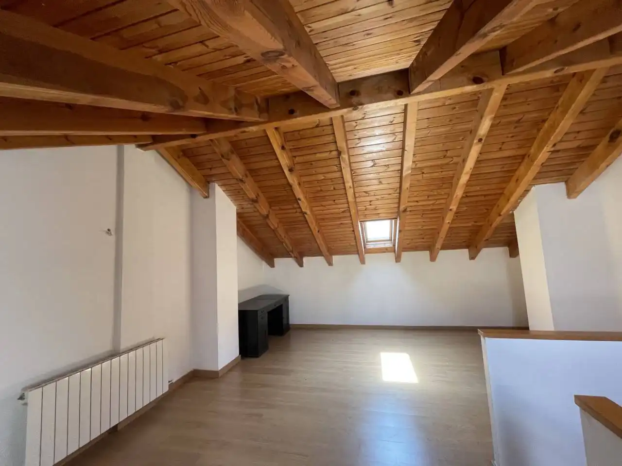Sala d'estar de Casa o xalet en venda en L'Ametlla del Vallès amb Aire condicionat, Calefacció i Jardí privat